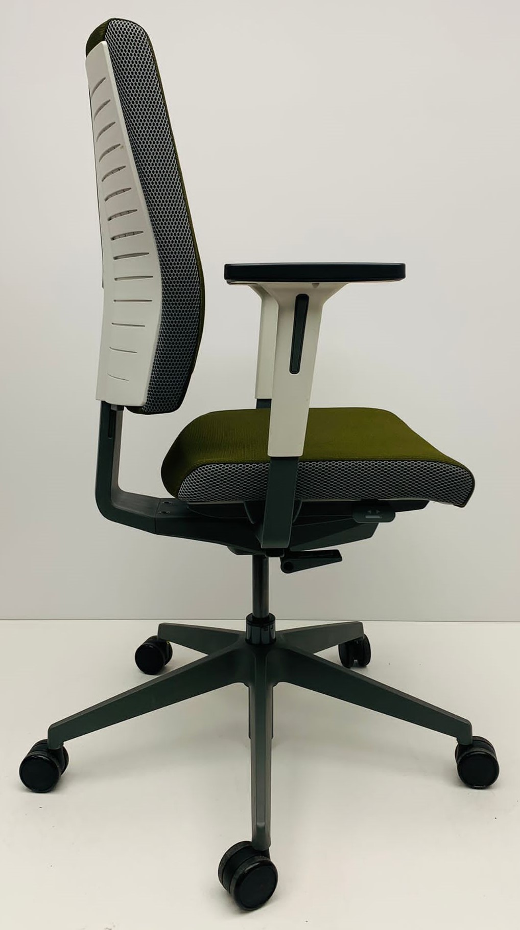 Bureaustoel Haworth Comforto Senator groen