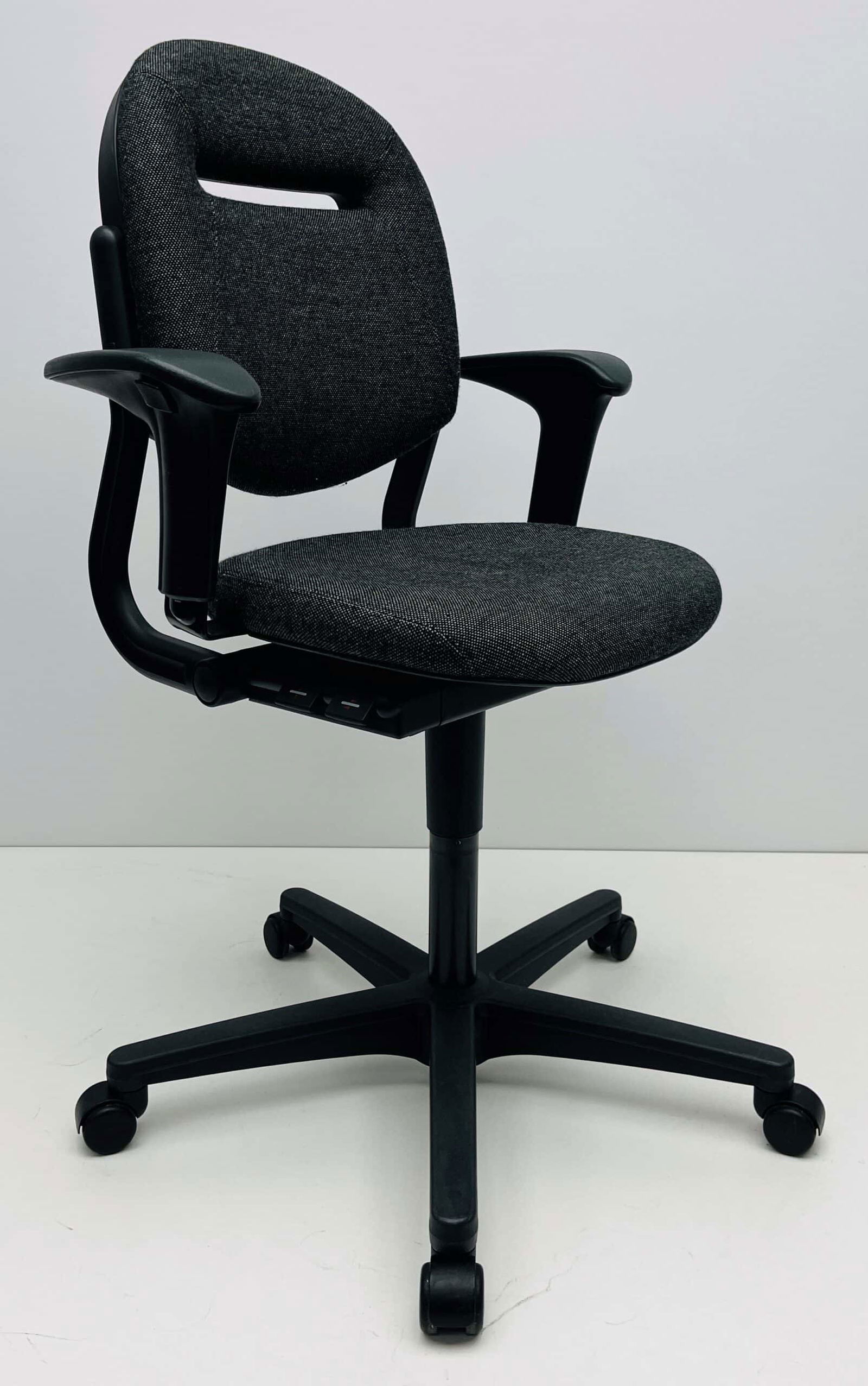 Bureaustoel Ahrend 220 donkergrijs