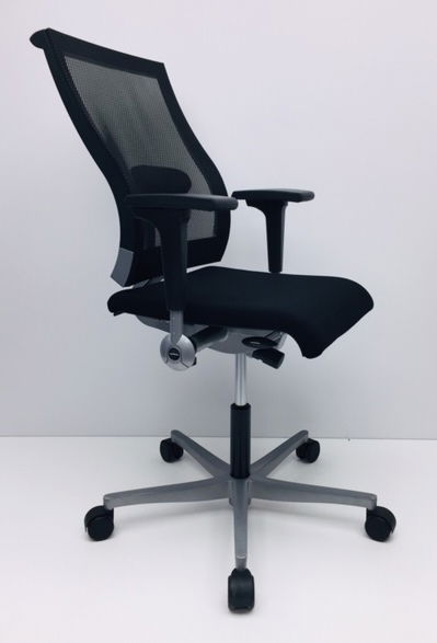Bureaustoel Ahrend 250 zwart nieuwe stof Tempur