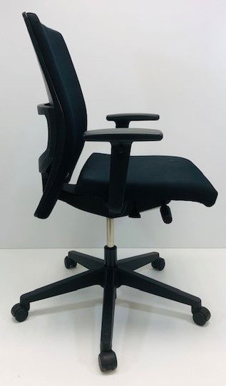 Bureaustoel Comforto D39 zwart dichte rug