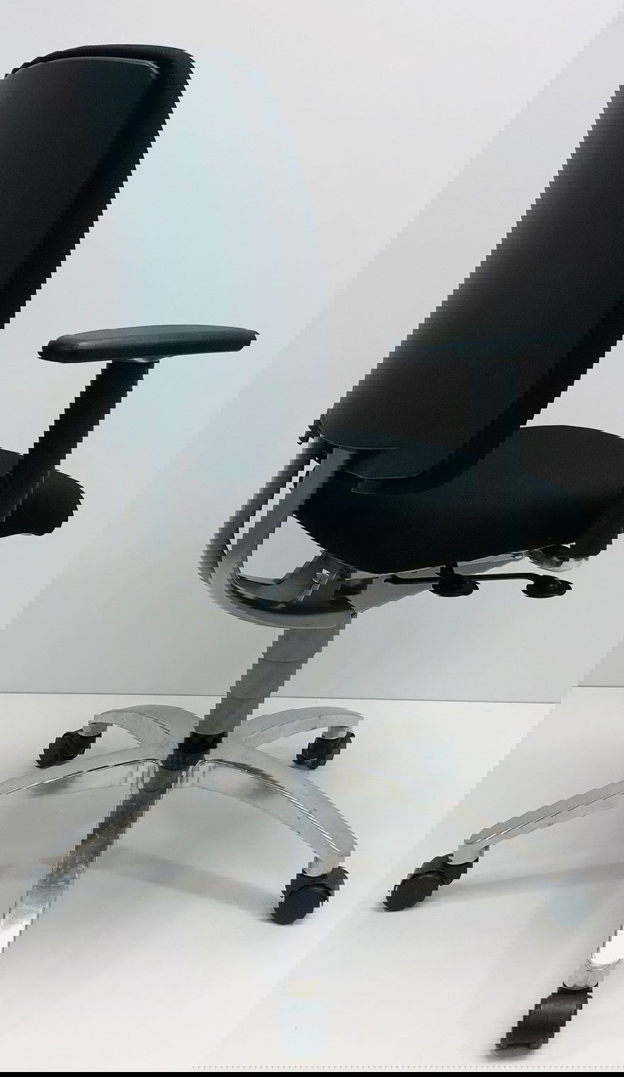 Bureaustoel Drabert Entrada zwart nieuwe stof chroom