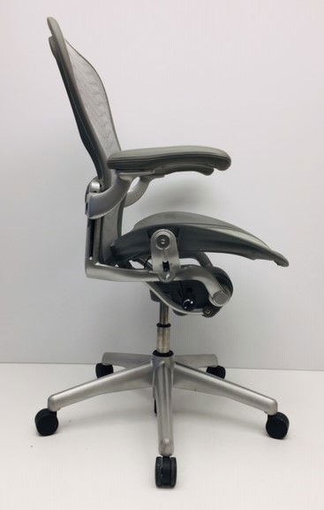Bureaustoel Herman Miller Aeron C grijs
