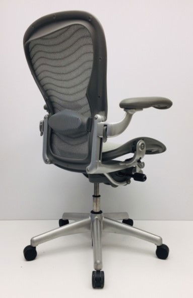 Bureaustoel Herman Miller Aeron C grijs