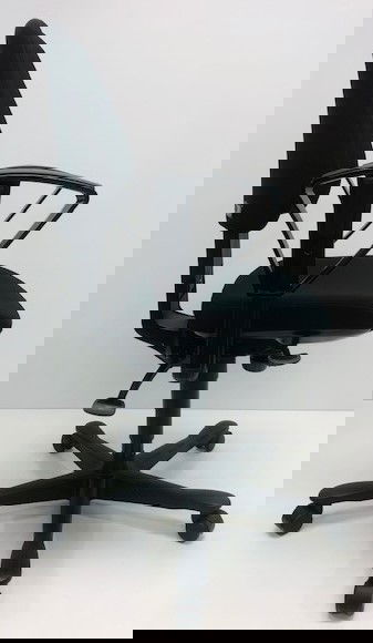 Bureaustoel Kinnarps 8000 zwart nieuwe stof