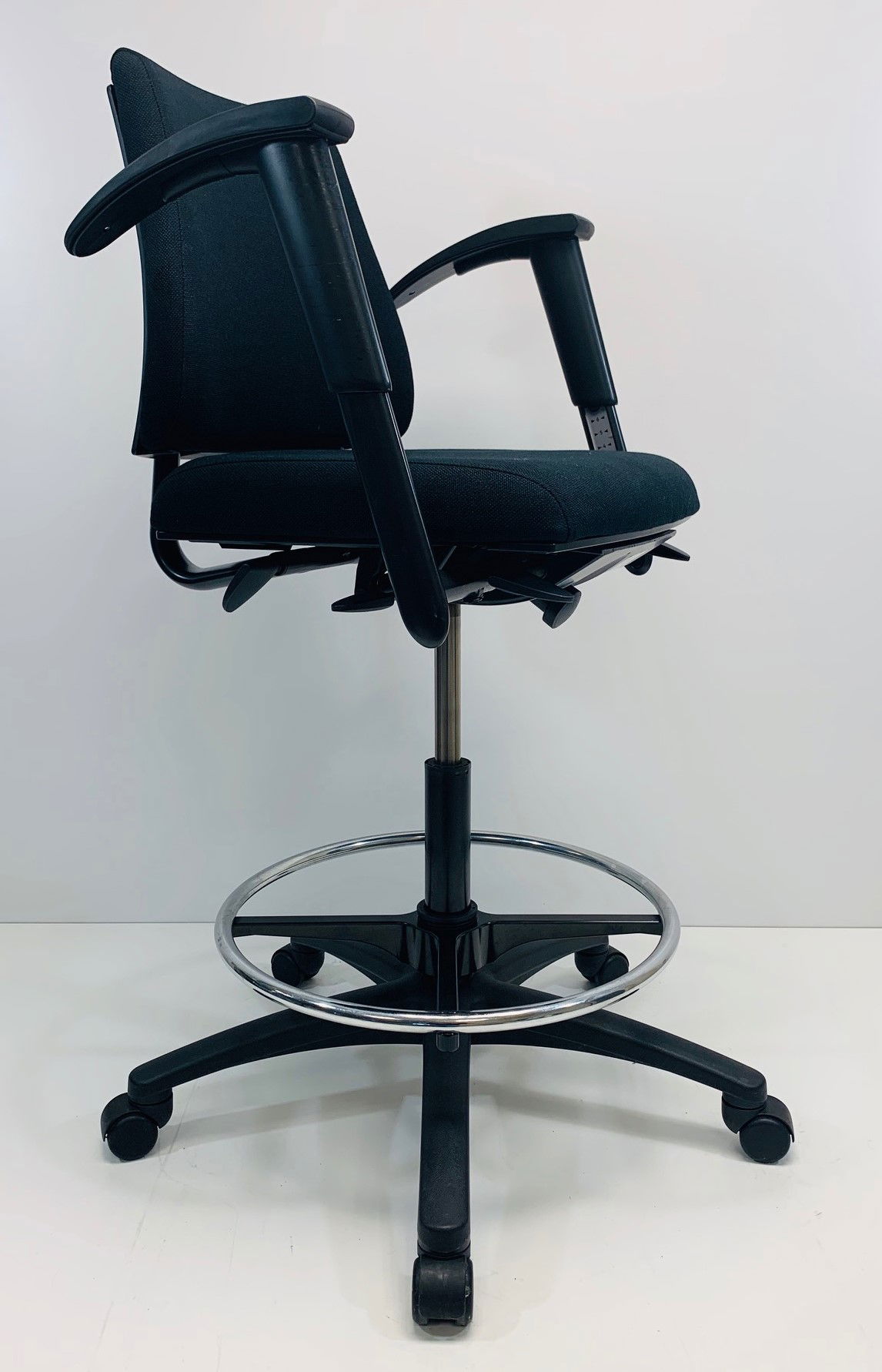 Kassastoel, loketstoel, bootstoel BMA Axia Office middelhoge rug nieuwe stof