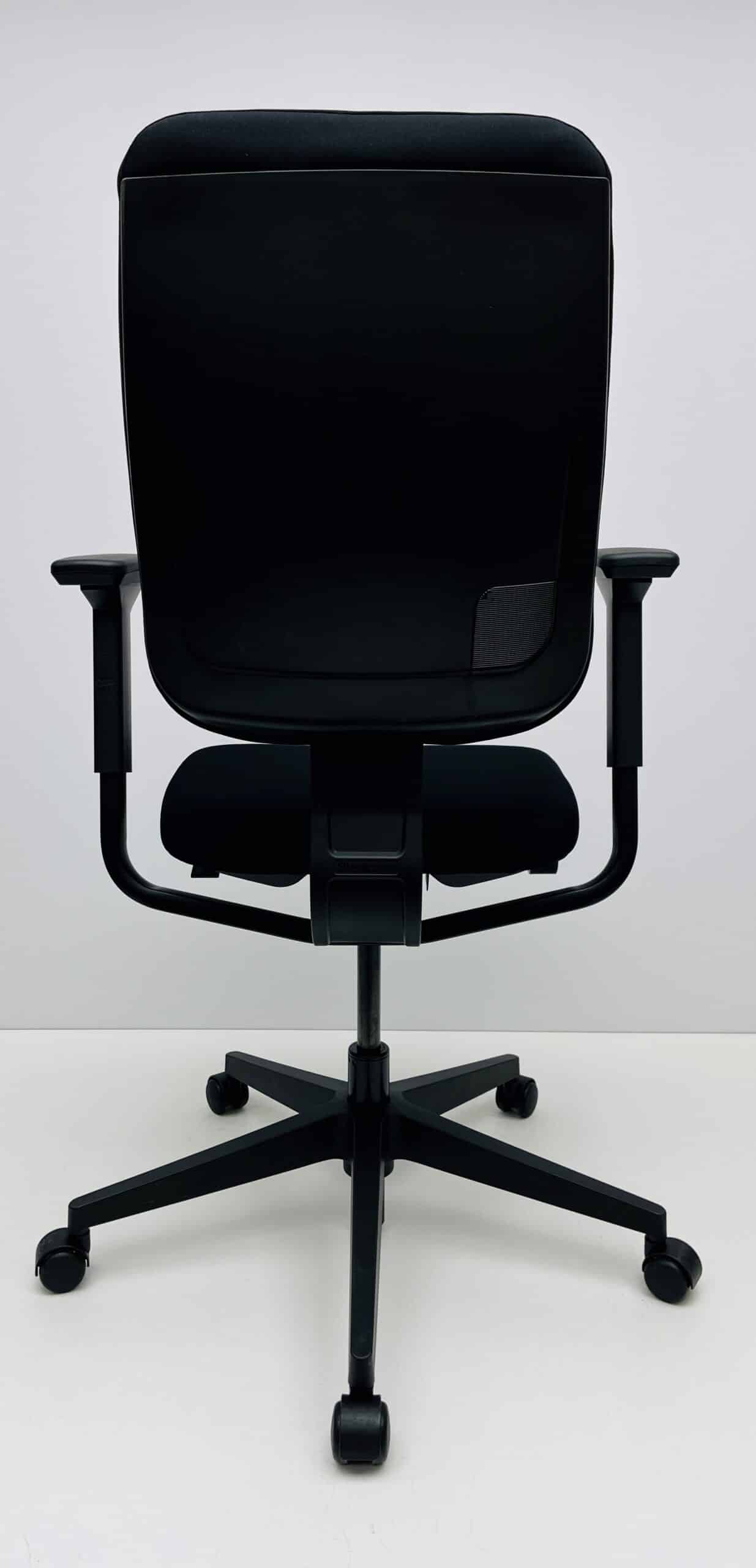 Bureaustoel steelcase zwart nieuwe stof