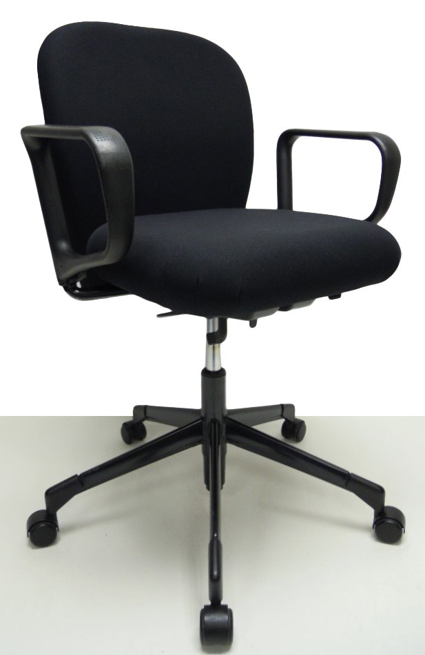 Bureaustoel Vitra Axion zwart nieuwe stof