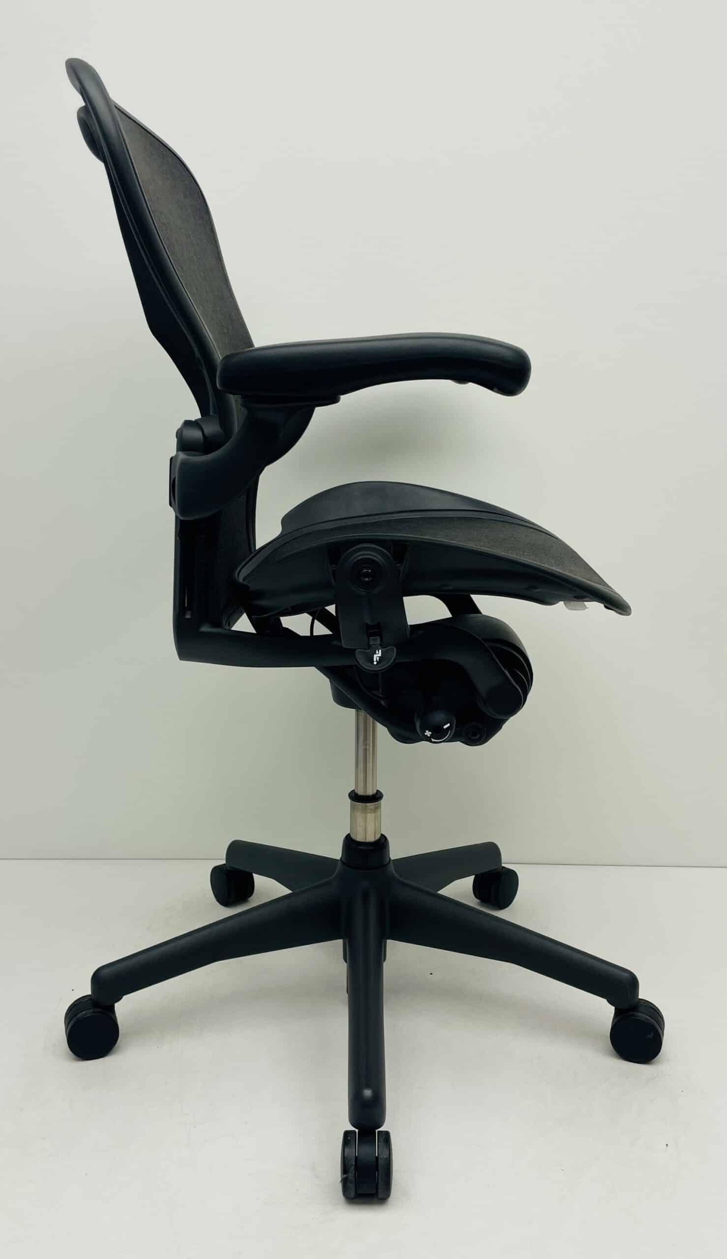 Bureaustoel Herman Miller Aeron B Antraciet Full Option