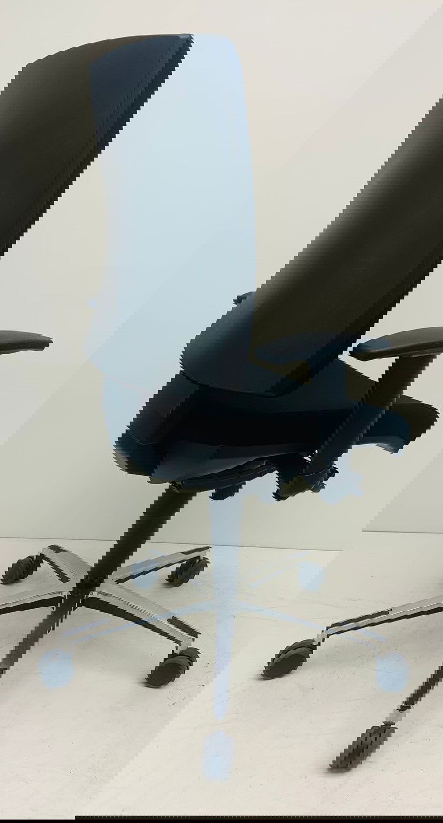 Bureaustoel Beta Katwijk NPR 1813 nieuwe stof